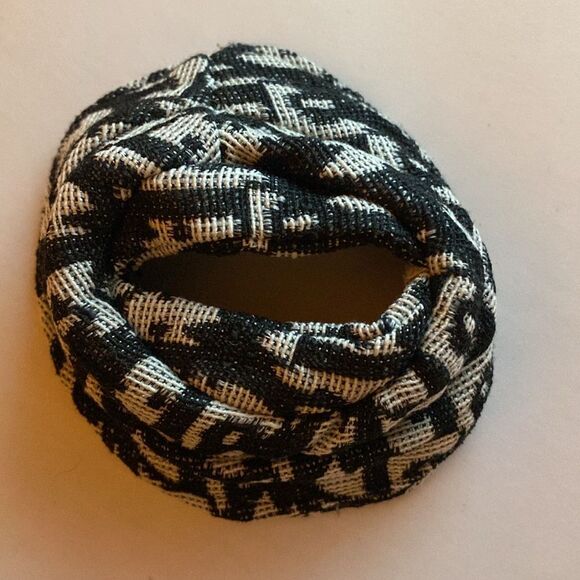 Labubu Luxury Overall Bucket Hat Set Black and White Labubu Outfit Clothing - Picture 6 of 8